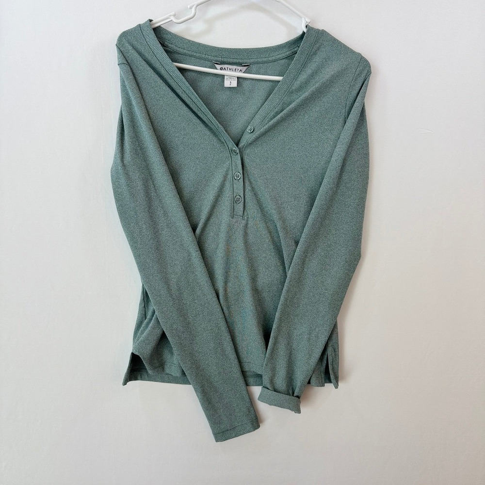Athleta Uptempo Ribbed Henley Top Sage Green Long Sleeve Thumbhole Small S